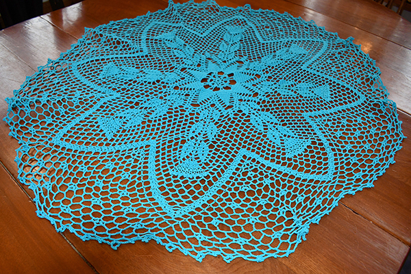 crochet tablecloth 01